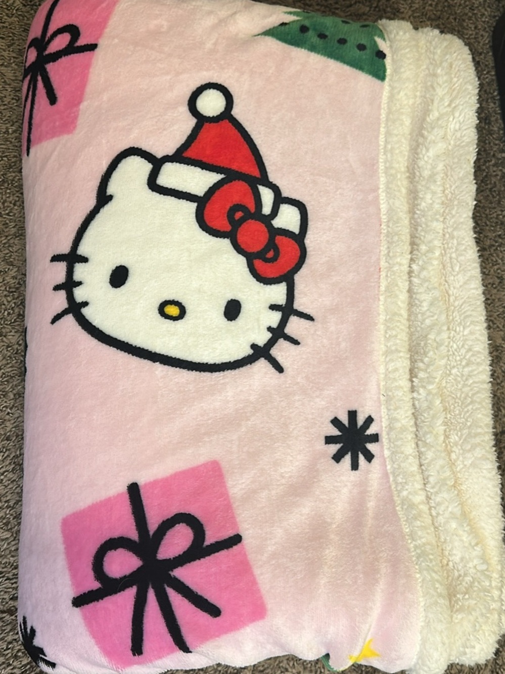 hello kitty christmas blanket